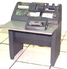 IBM 026 Punch Card Unit