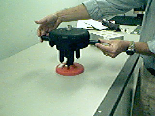 apparatus.u2.6.jpg (42468 bytes)