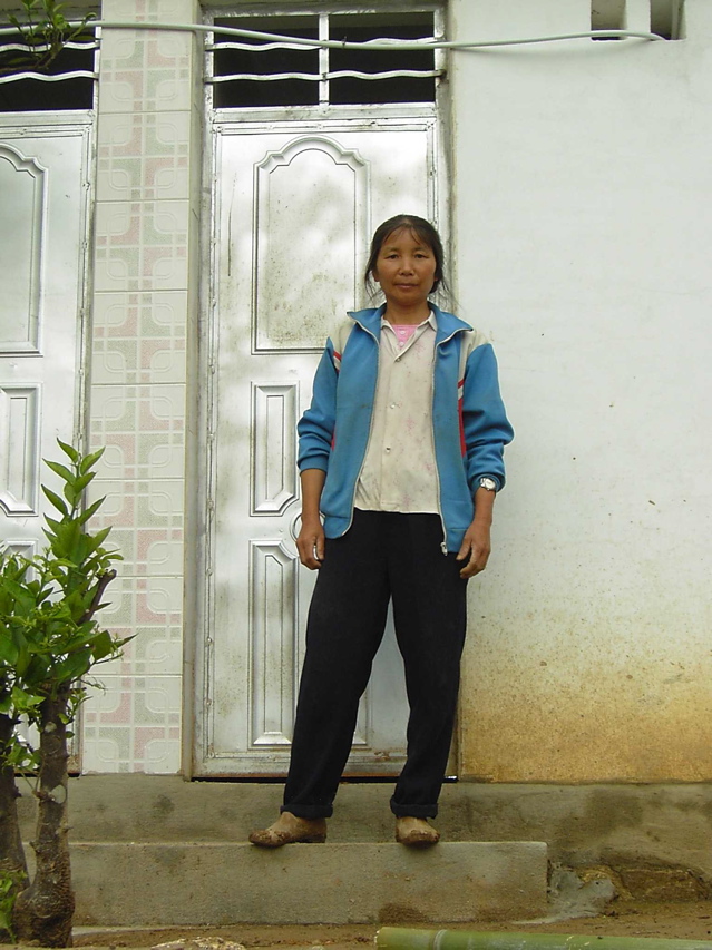 Resident, house, hamlet KIF_0458