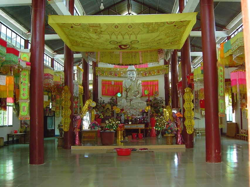 Temple, Pagoda on way to west side of reserve KIF_0480