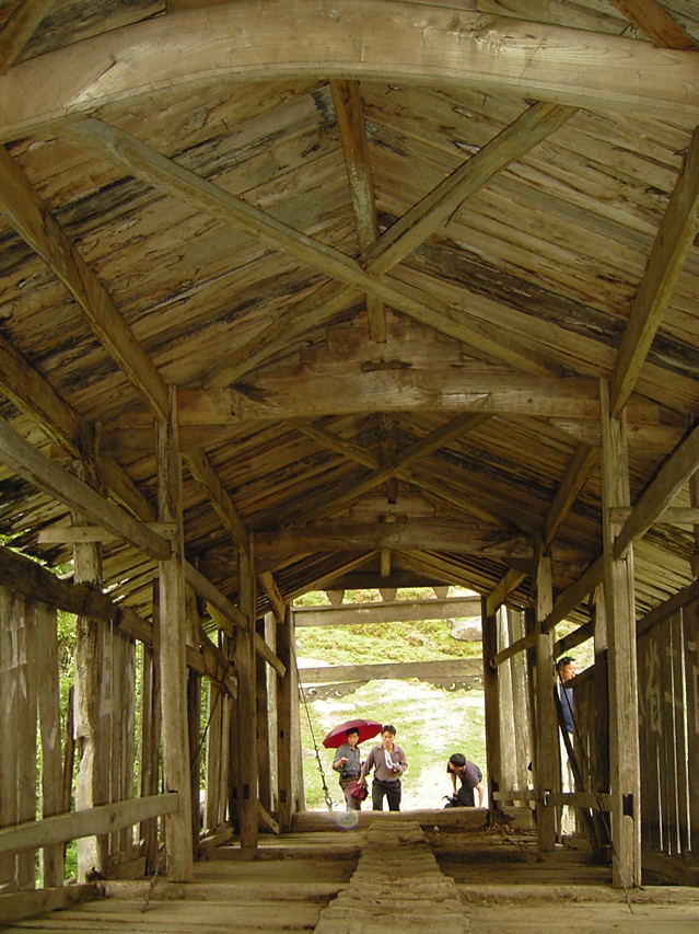 Covered bridge KIF_0662