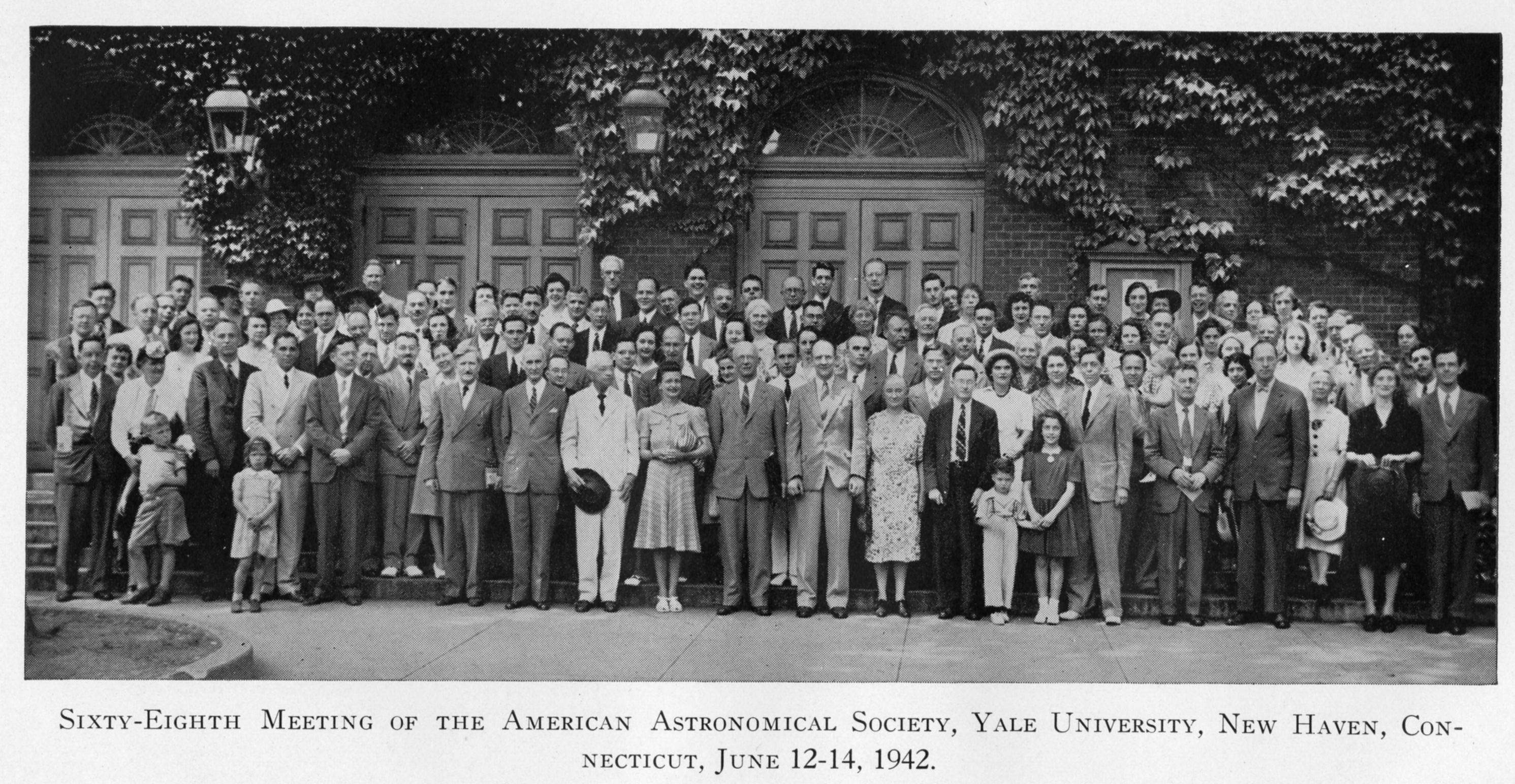 Astronomical Society Meeting 1942