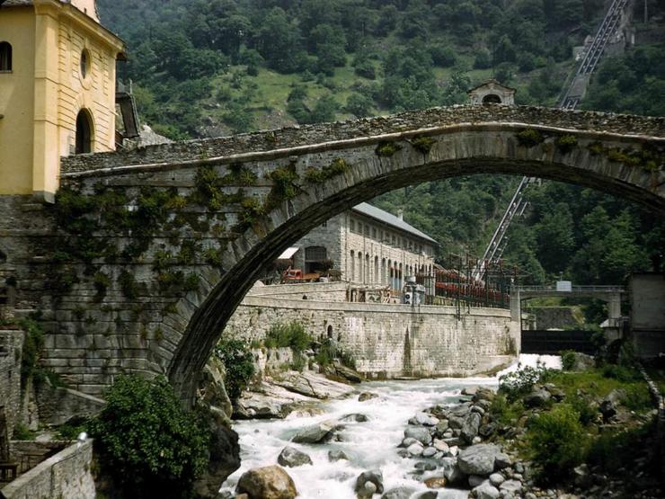 65 Mont Chetif and the valleys Photo #17