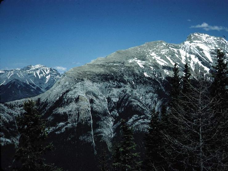 92 CIPS Banff 1966 Photo #1