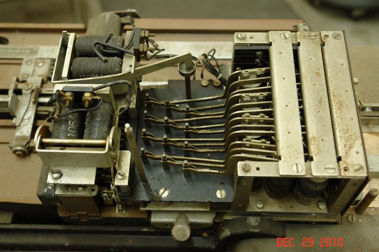 IBM 031 Punch Photo #5