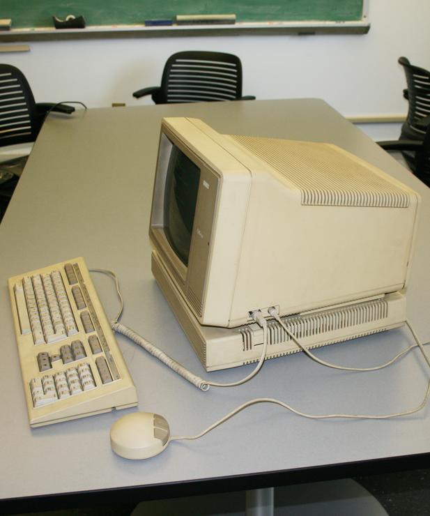 DEC VAXmate Photo #2