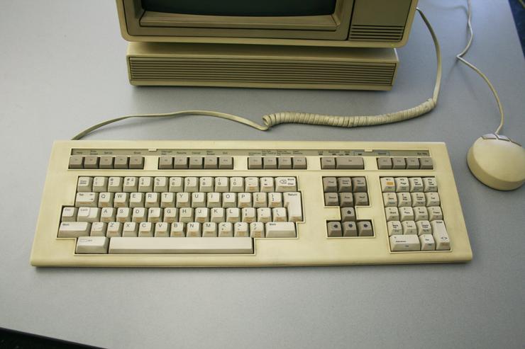 DEC VAXmate Photo #3