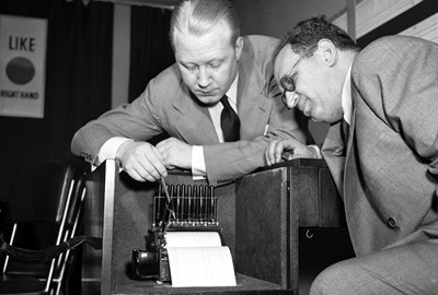The Lazarsfeld-Stanton Analyzer