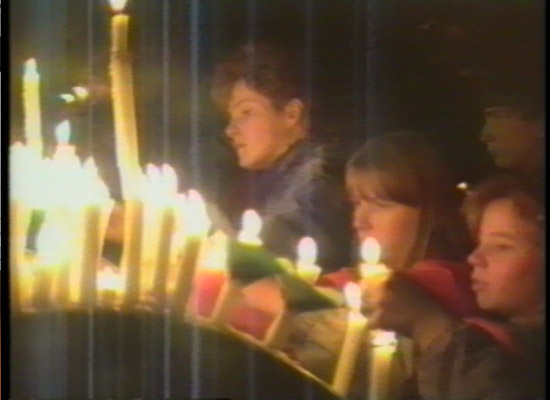 Marcel Odenbach, No one is where they intended to go, 1989-90. Video installation, DVD player, monitor, glasses, pedestal.