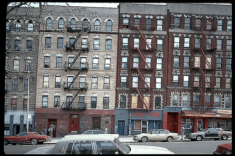 http://www.columbia.edu/imaging/photocd/3009-1031-1442/IMG0026.512.gif