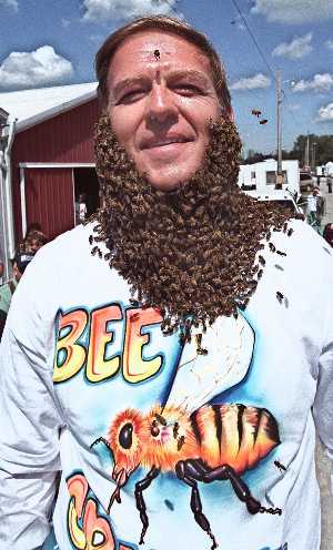 http://www.columbia.edu/itc/cerc/danoff-burg/invasion_bio/inv_spp_summ/Bee.beard.jpg