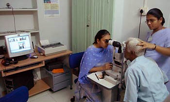 The Aravind Periakulum rural vision center, Tamil Nadu, India