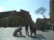 Paseo por las calles de Le&oacute;n