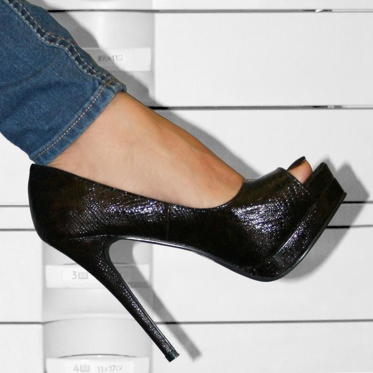 Zapatos de diciembre del 2010 Foto #7