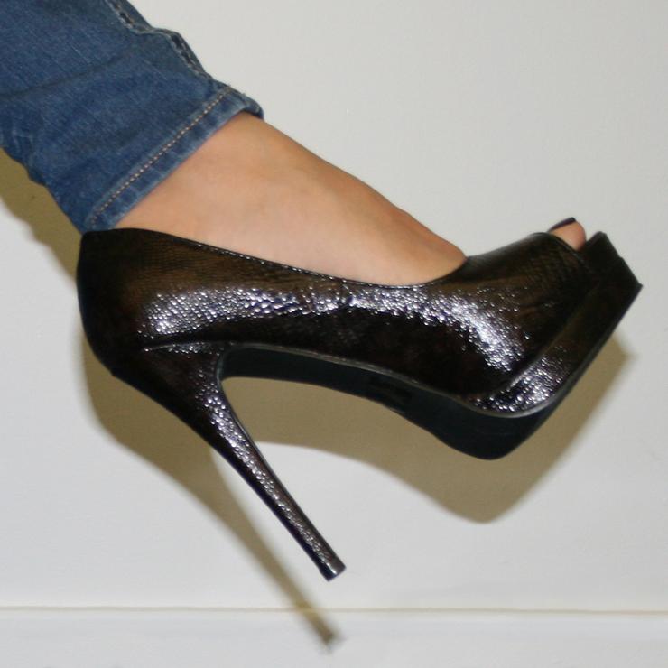 Zapatos de diciembre del 2010 Foto #8