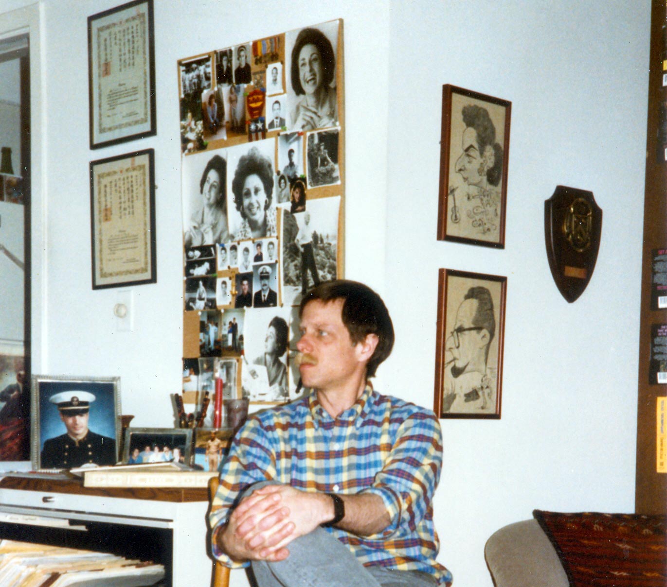 At Pete's apartment 1988