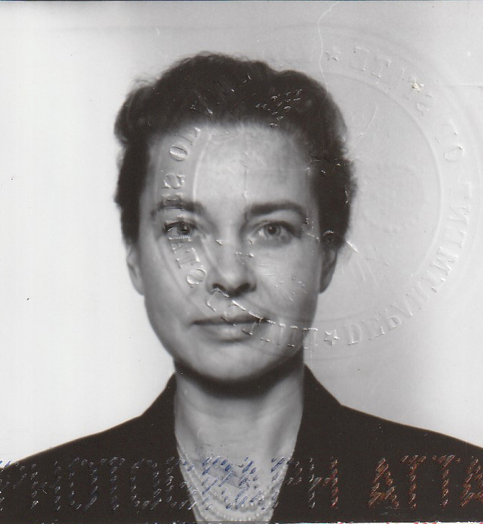 Mom passport photo 1961
