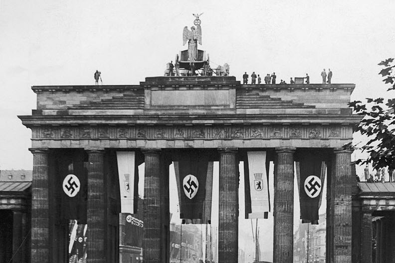Brandenburg Gate 1937