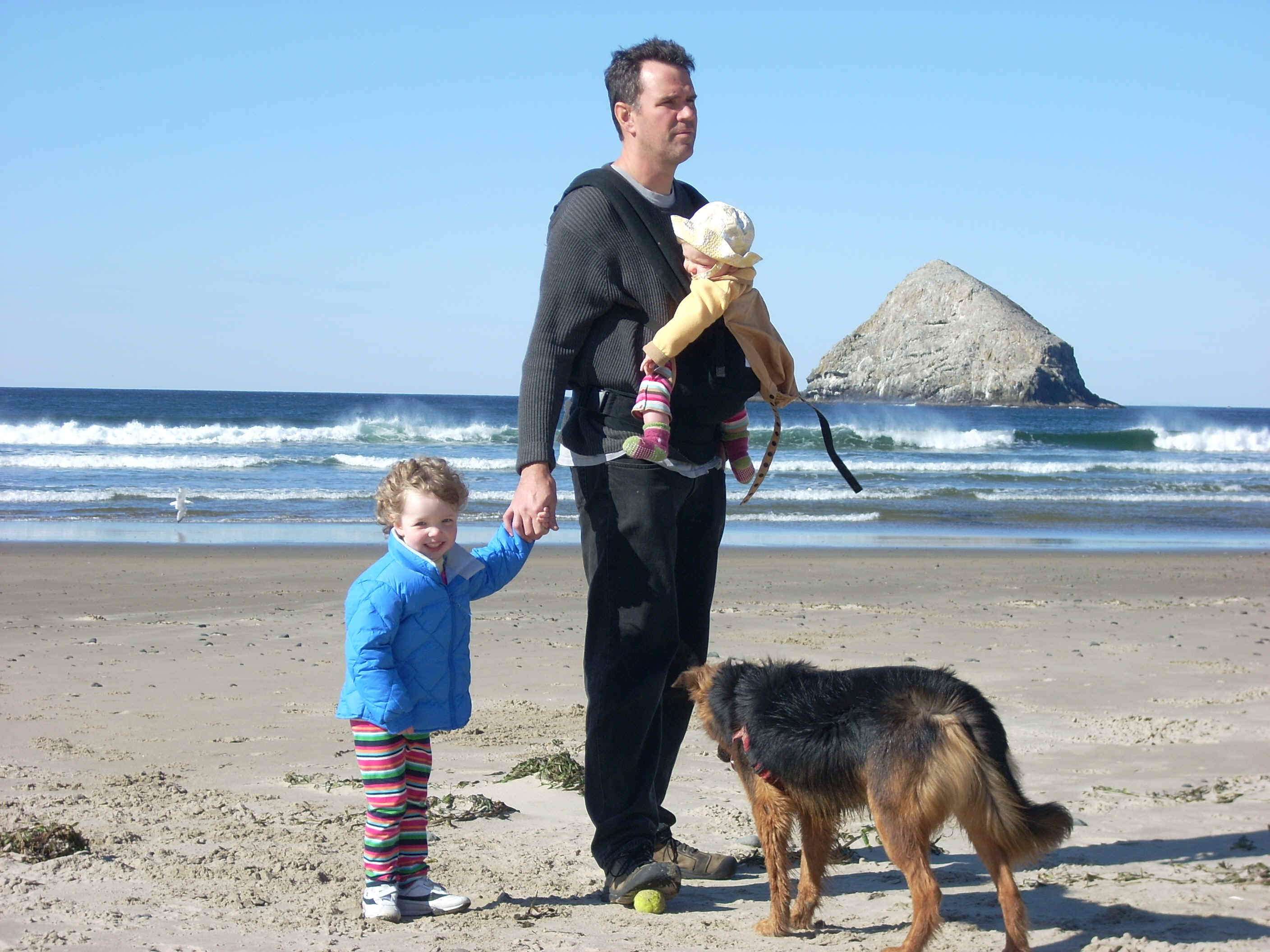 PRL&T at beach.JPG (2851511 bytes)