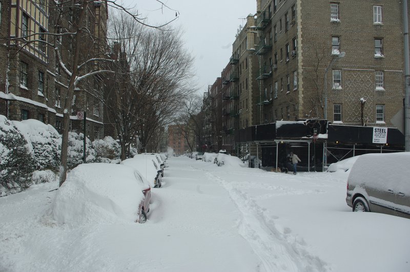 IMGP6914.JPG - 12/27.  This is a street
