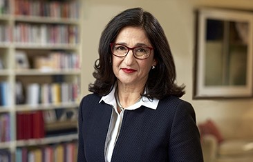 Minouche Shafik