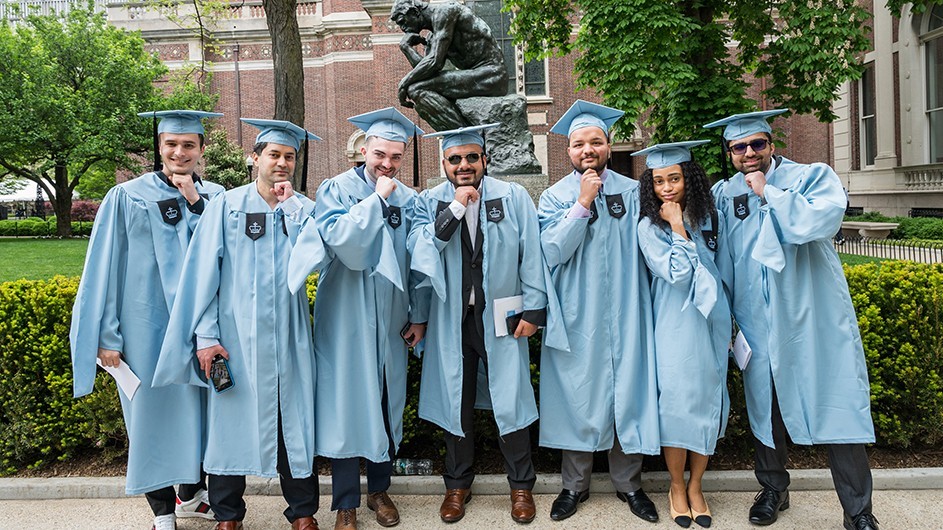 14 Great Places to Take Graduation Photos on Columbia's Campuses