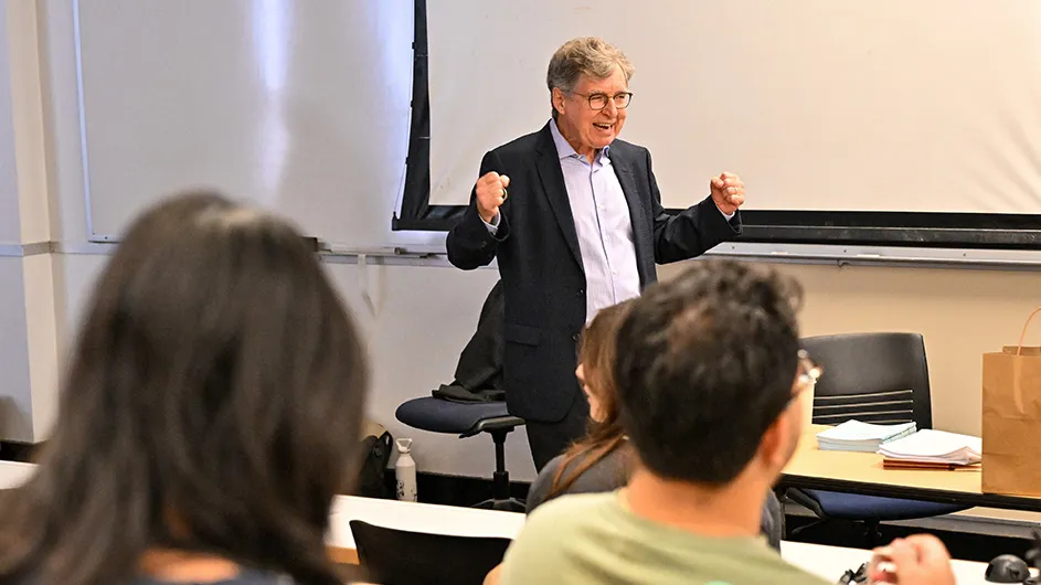 Columbia Nobel Prize Winner Michael Woodford’s First To-Do? Give an Economics Exam