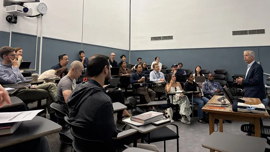 What a 9/11 Hero Can Teach Columbia SIPA Students About Crisis Leadership