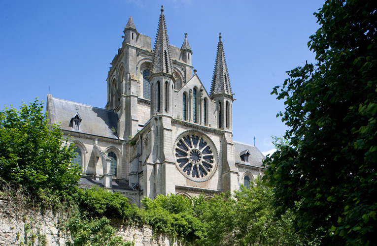 Braine, France, Saint-Yved-et-Notre-Dame. Exterior, south transept.