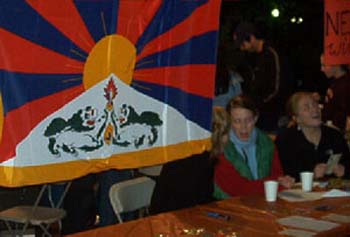 dude_free_tibet