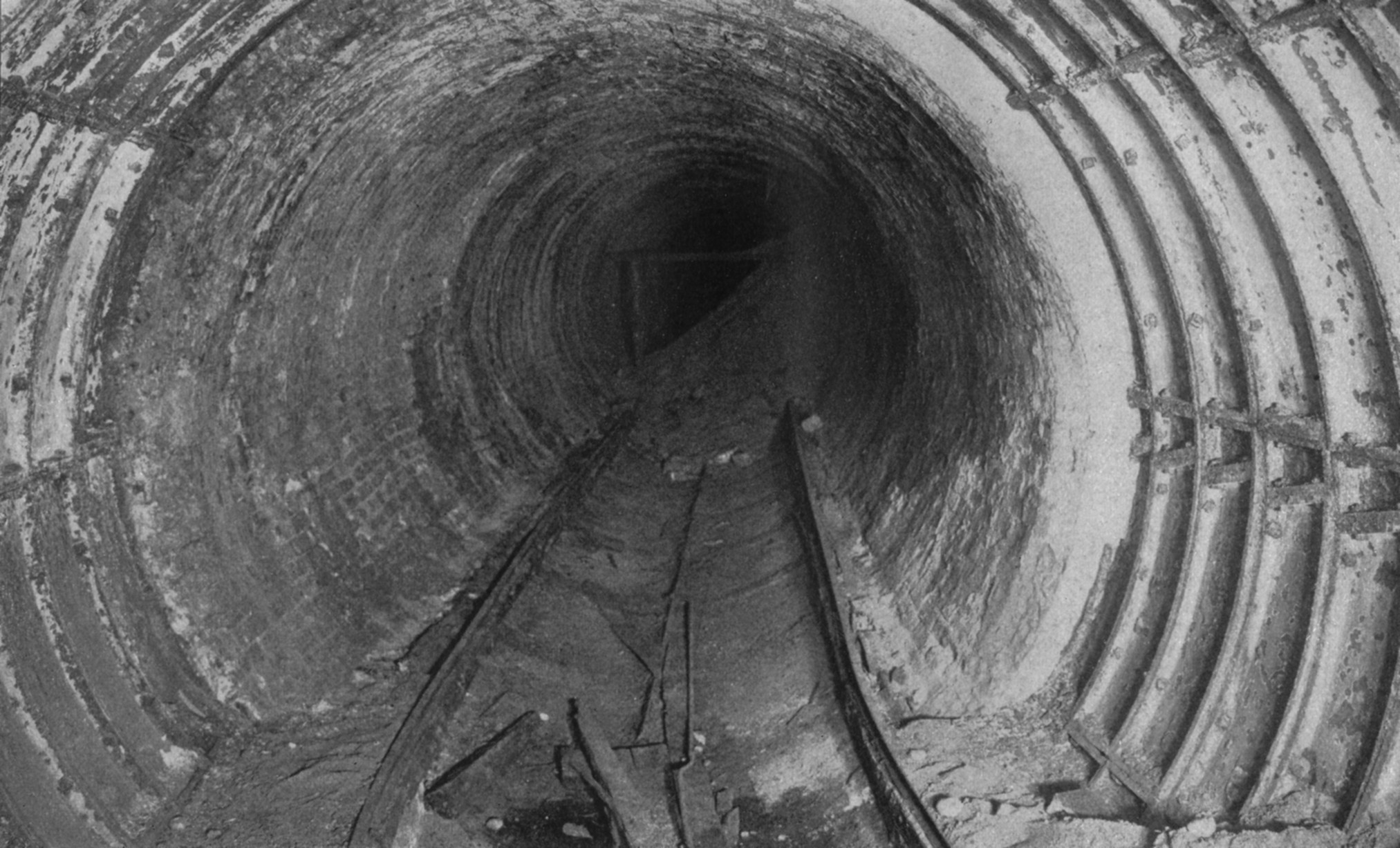 tunnel in 1898
